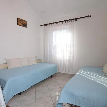 382a Apartmán